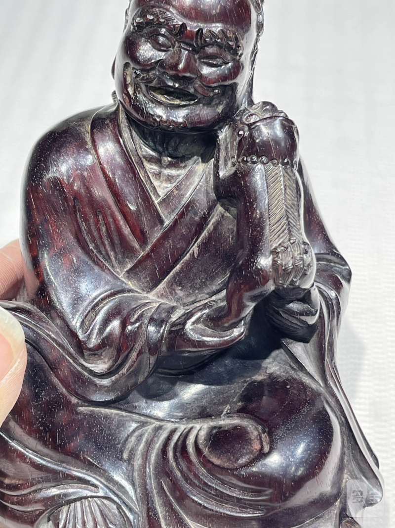 清代 紫檀木雕伏虎罗汉 - 图4